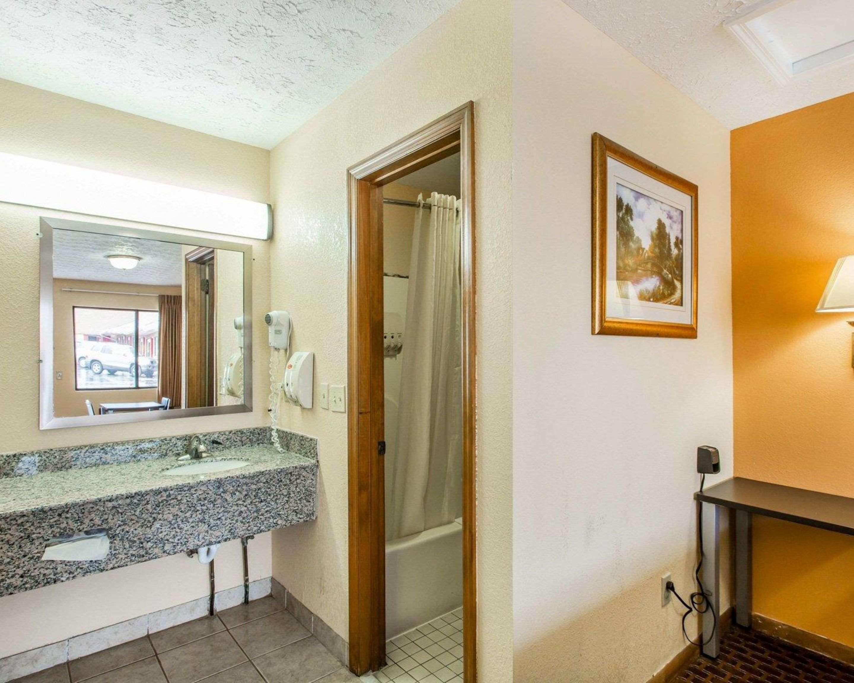 Econo Lodge Nashville North - Opryland Kültér fotó