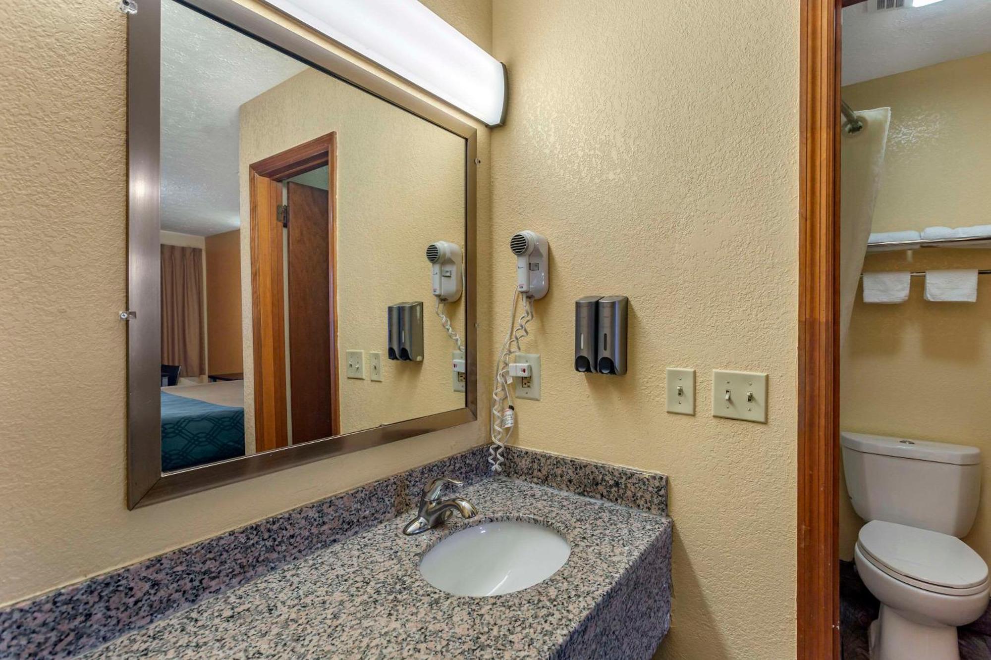 Econo Lodge Nashville North - Opryland Kültér fotó